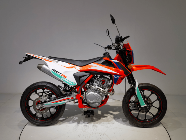 Yamimoto DB50 Pro 50cc Orange